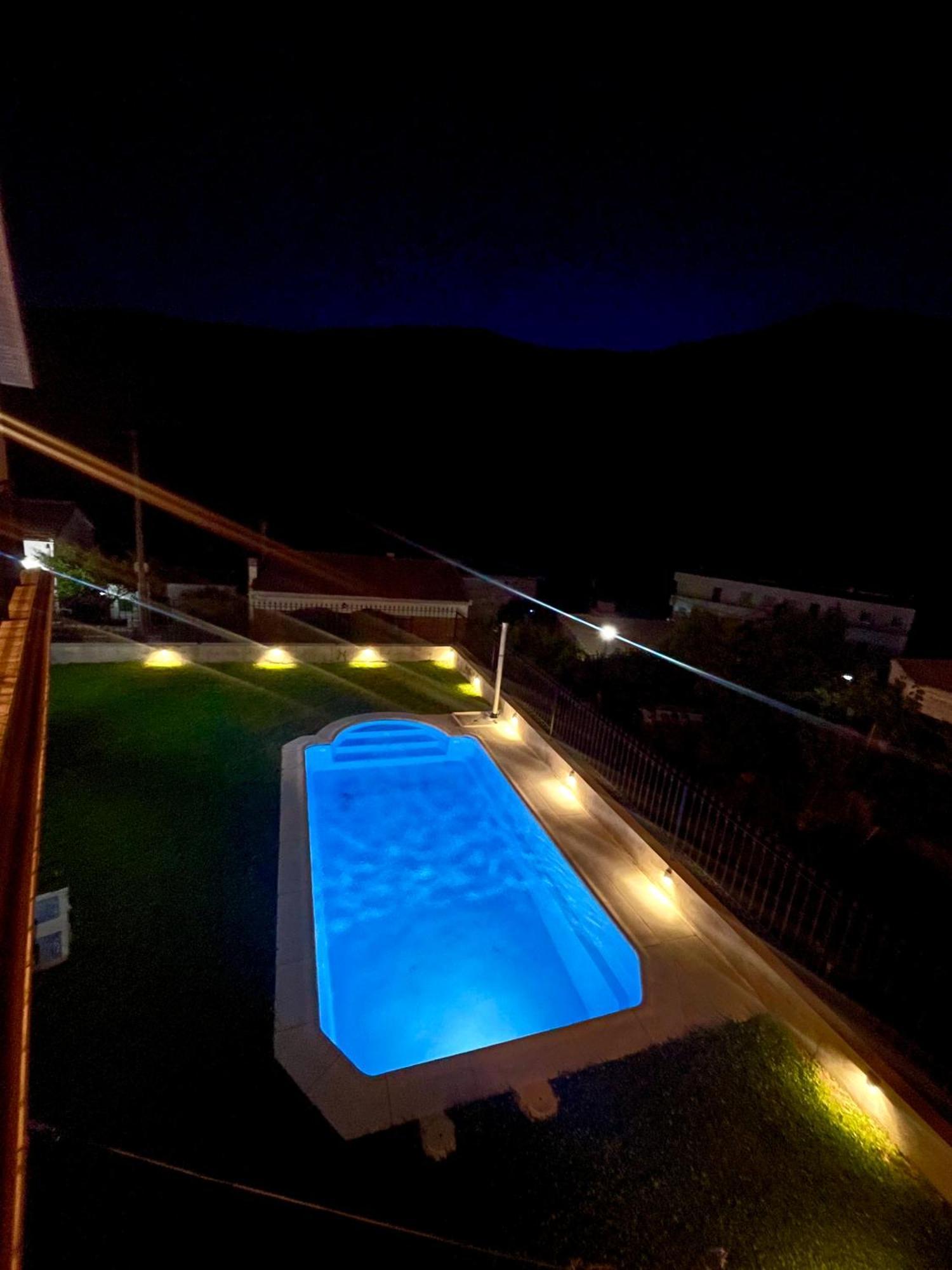 El 42 Mijares Villa Buitenkant foto